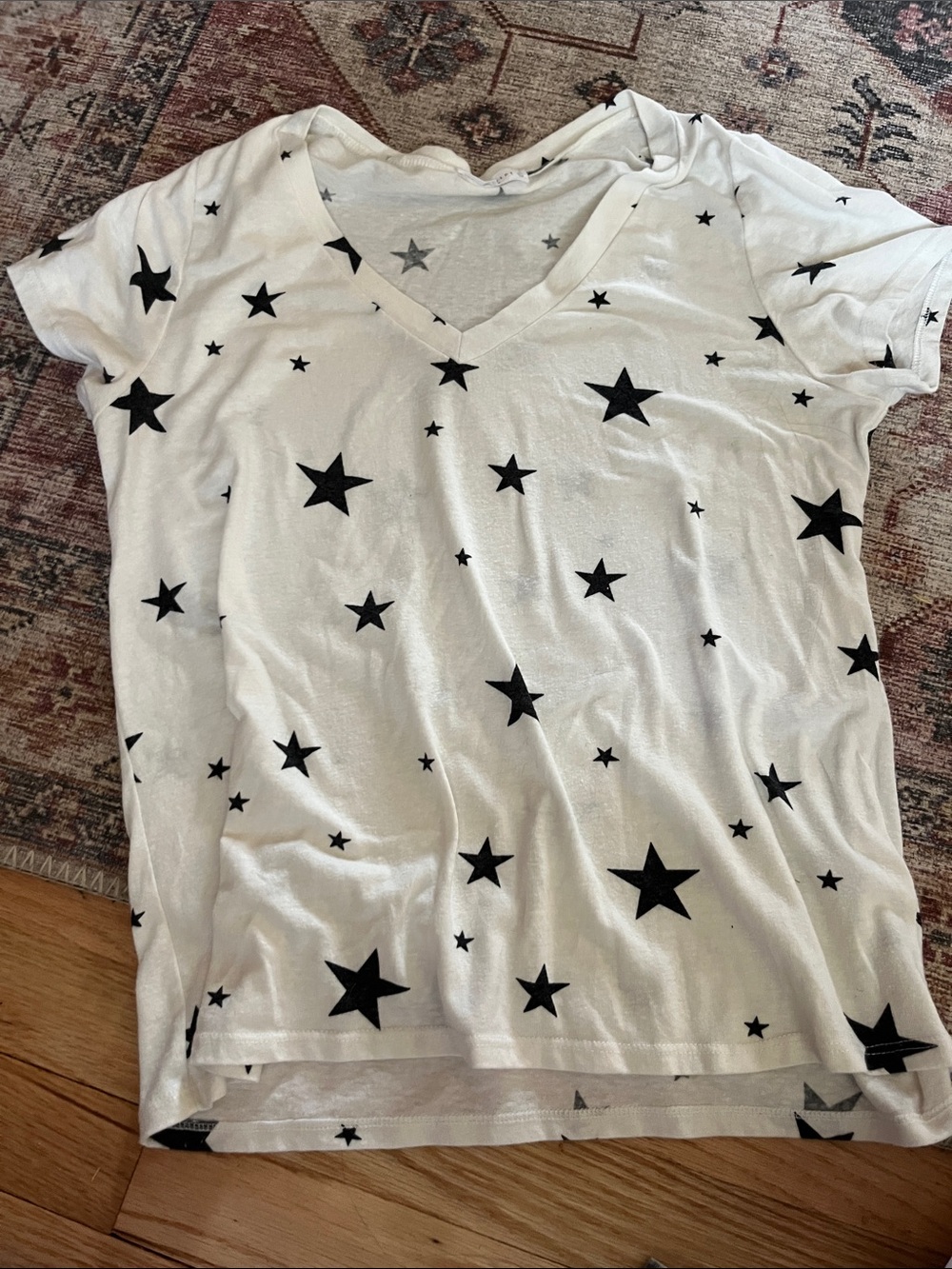 Women's White V-Neck Star Print Tee